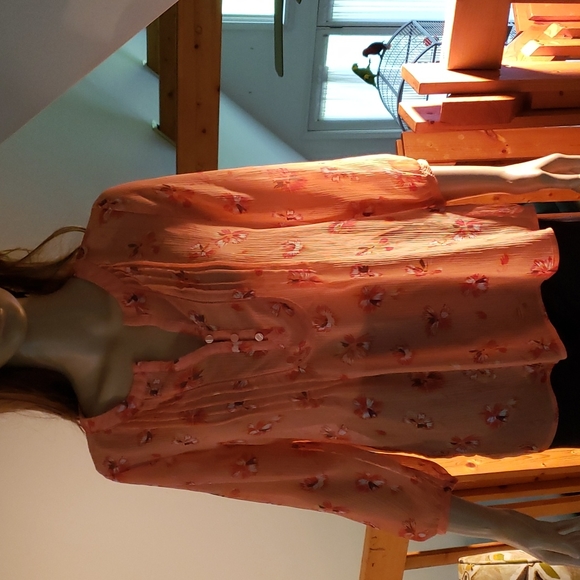 St. John's Bay Tops - Womans st johns Bay floral  semi sheer shirt